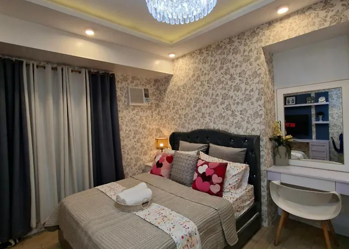Manhattan Plaza Towers With Balcony, Netflix, Cook Apartahotel *